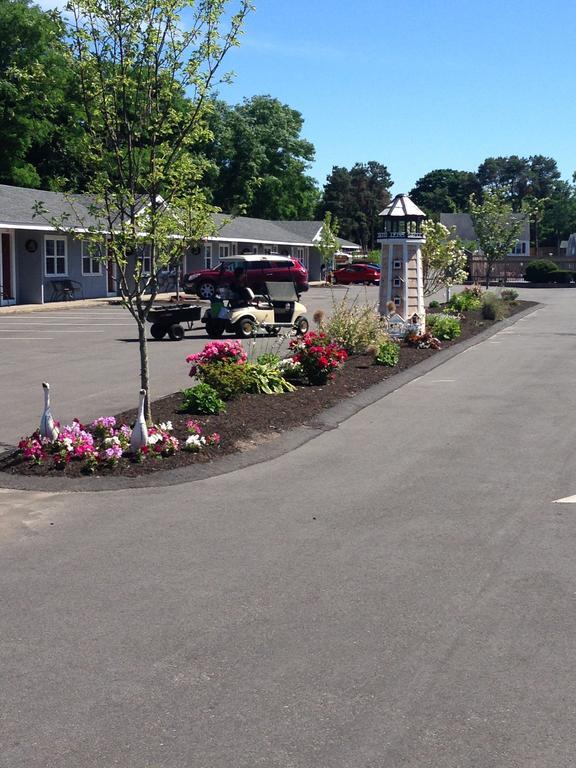 Windrift Motel West Yarmouth Esterno foto