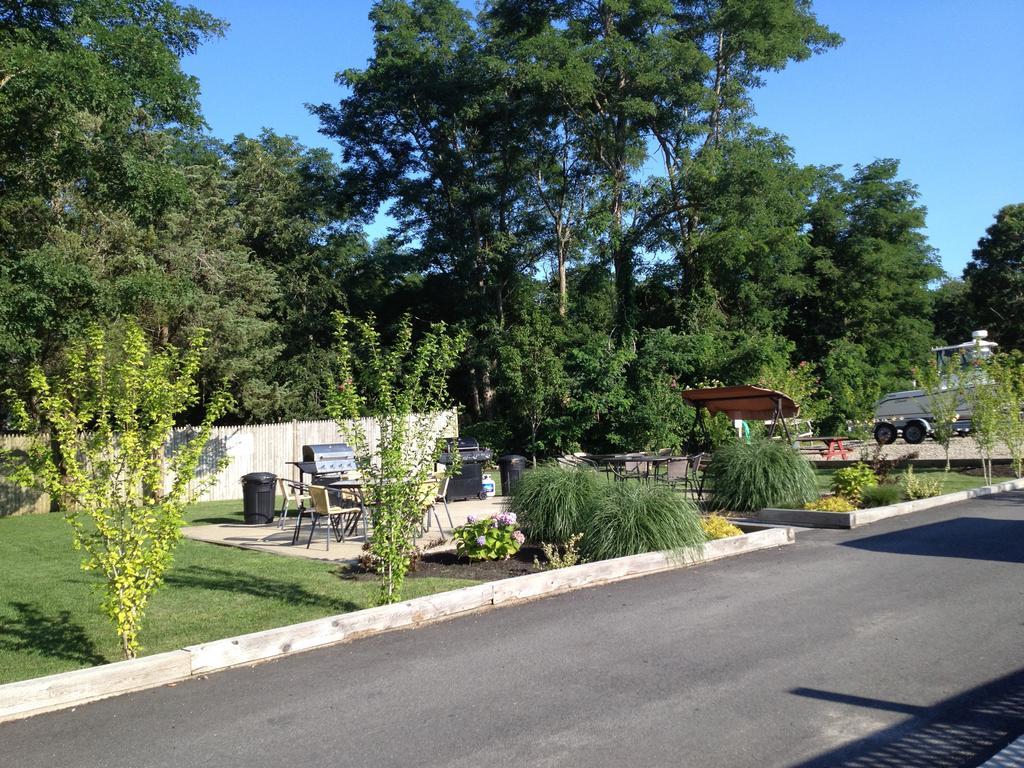 Windrift Motel West Yarmouth Esterno foto